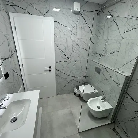 Apartment Ammen Deluxe Shëngjin